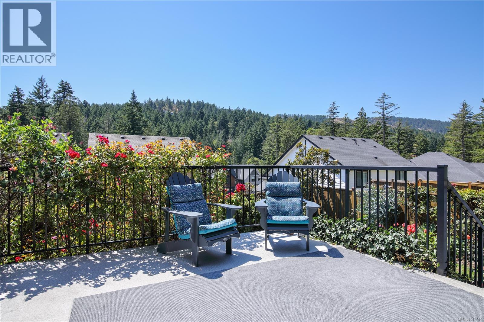 Photo 17 of 1194 Bombardier Cres, Langford BC