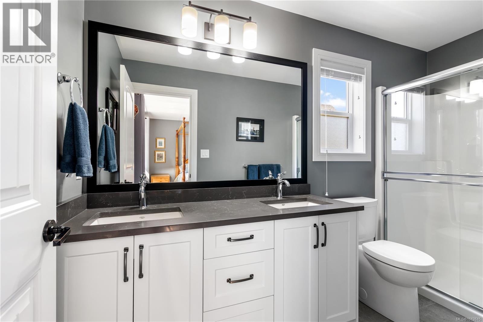 Photo 21 of 1194 Bombardier Cres, Langford BC