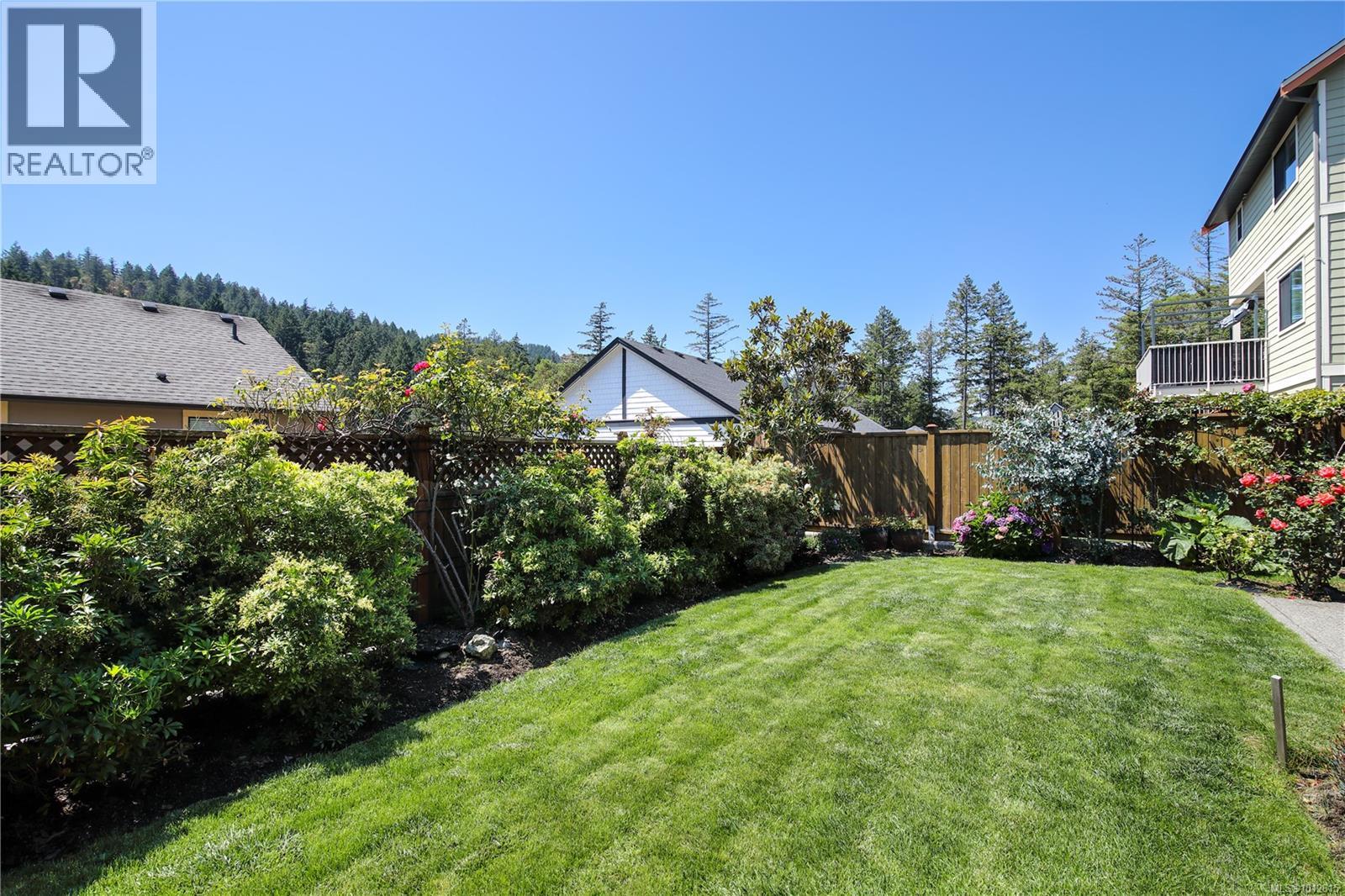 Photo 43 of 1194 Bombardier Cres, Langford BC