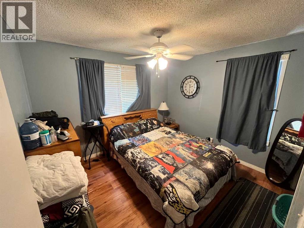 Photo 7 of 5043 44 Avenue, Taber AB