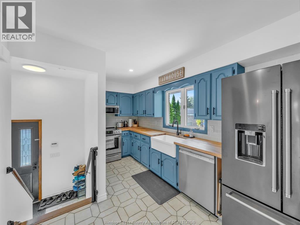 Photo 13 of 542 Concession Rd 2 North, Amherstburg ON