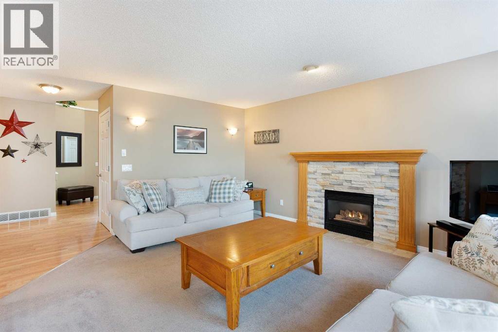 Single Family House for Sale in  Coventry Drive NE Coventry Hills Calgary 