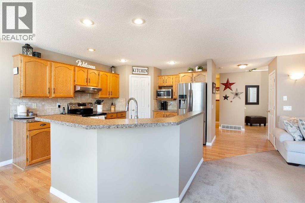 Single Family House for Sale in  Coventry Drive NE Coventry Hills Calgary 