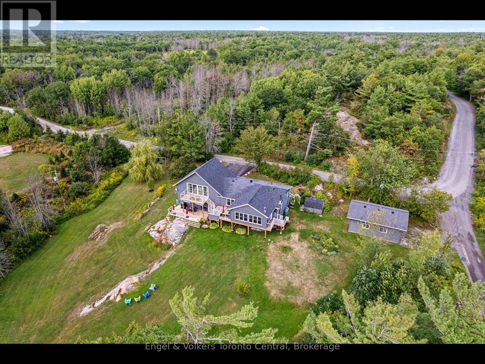 Photo 5 of 9 Osprey Way, Georgian Bay ON