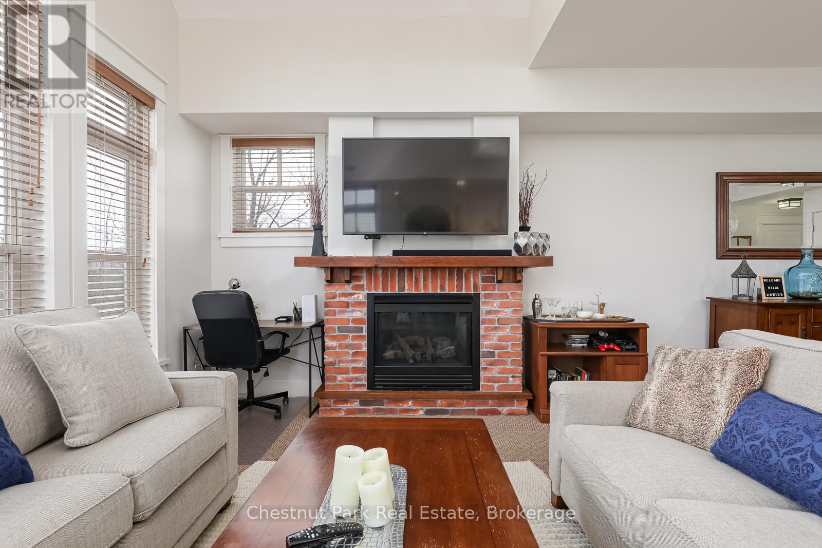 Photo 12 of 225 125 Fairway Court, Blue Mountains ON
