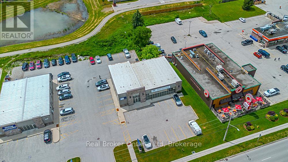 Photo 27 of 1 1525 16th Street E, Owen Sound ON