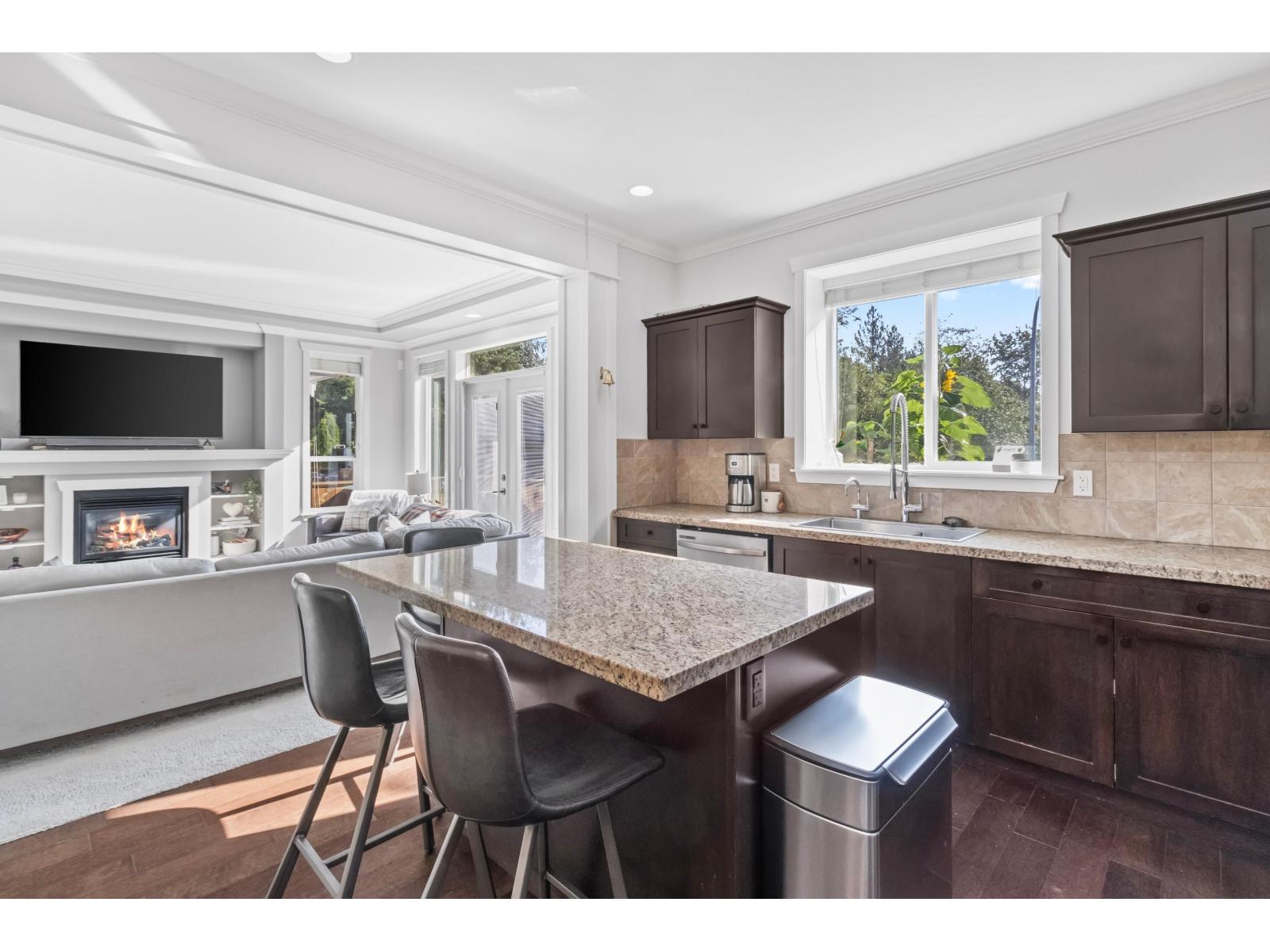 Photo 9 of 7880 211 B Street, Langley BC