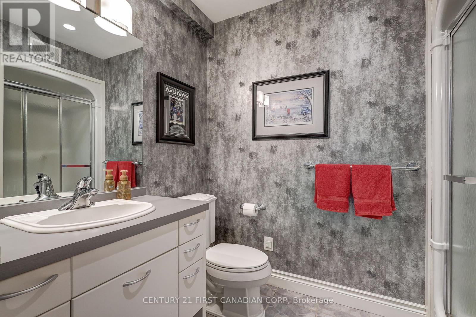Photo 26 of 9430 Elviage Drive, London South ON