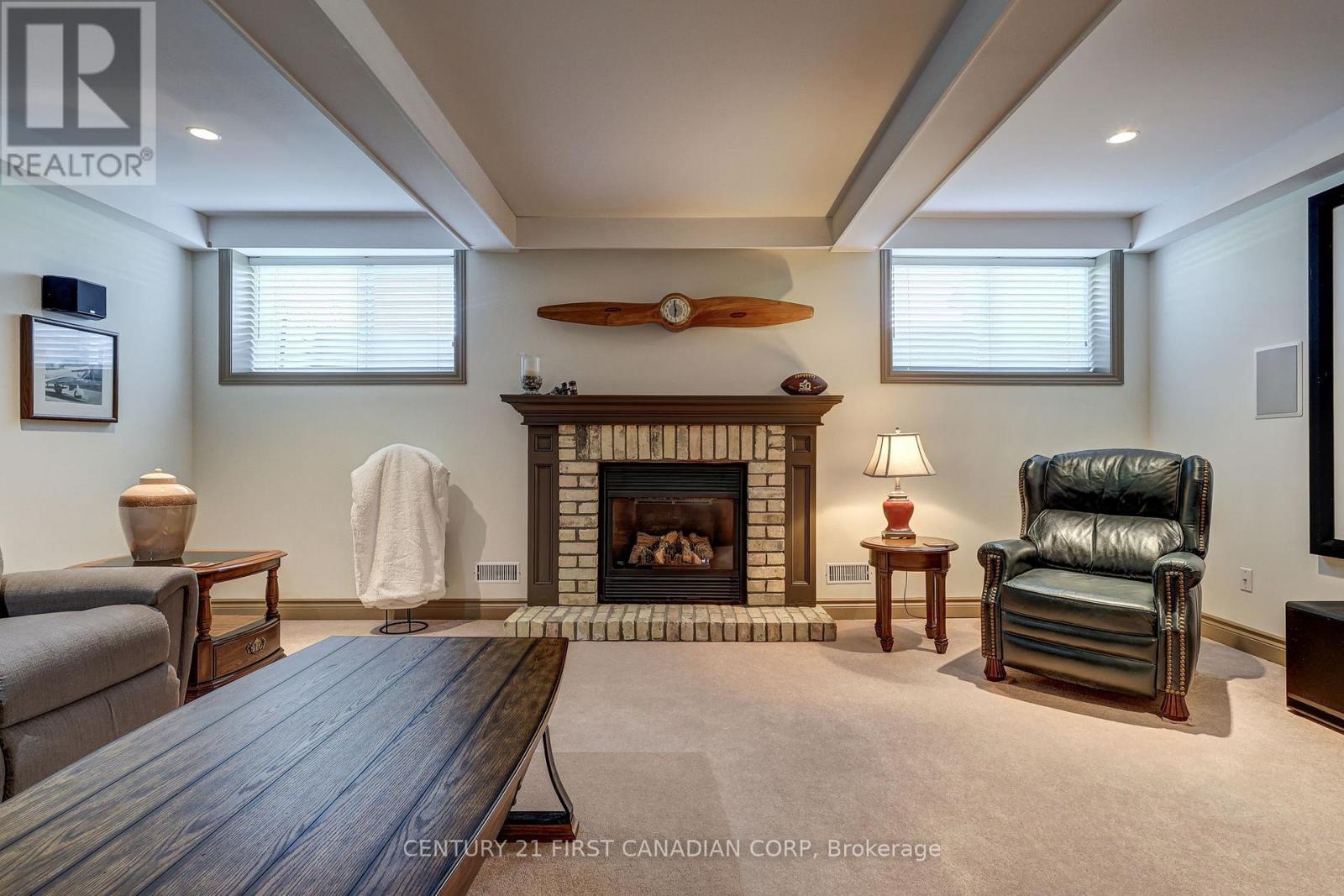 Photo 31 of 9430 Elviage Drive, London South ON