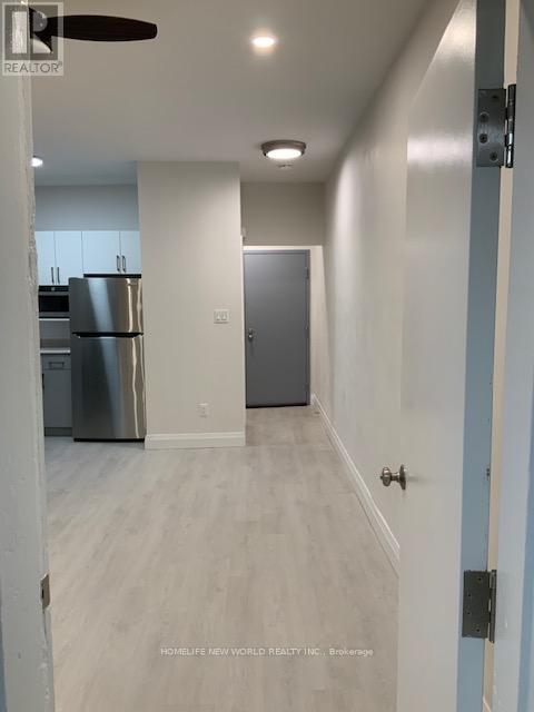 Photo 10 of 2 B 2218 Dundas Street W, Toronto ON