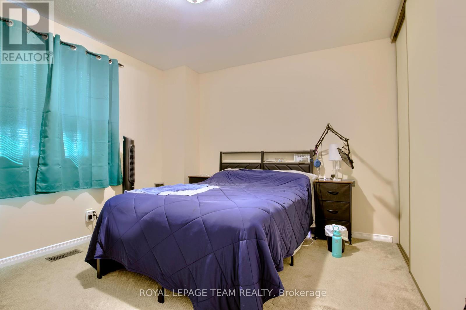 Photo 11 of 55 Mcgibbon Drive, Ottawa ON