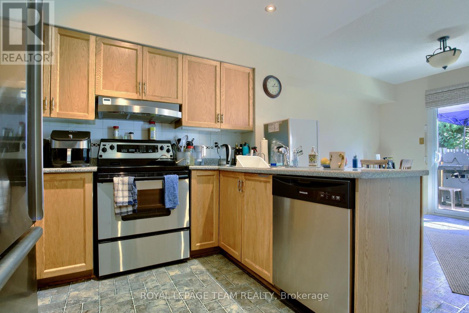 Photo 8 of 55 Mcgibbon Drive, Ottawa ON