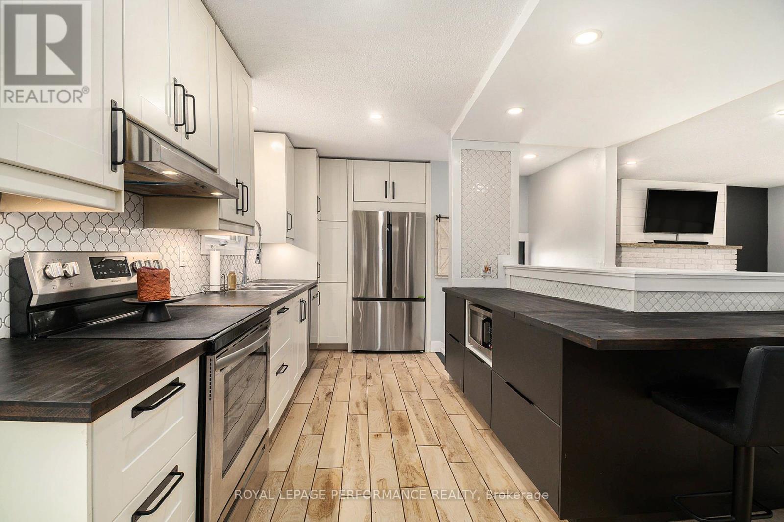 Photo 11 of 934 Galaxie Avenue, Ottawa ON