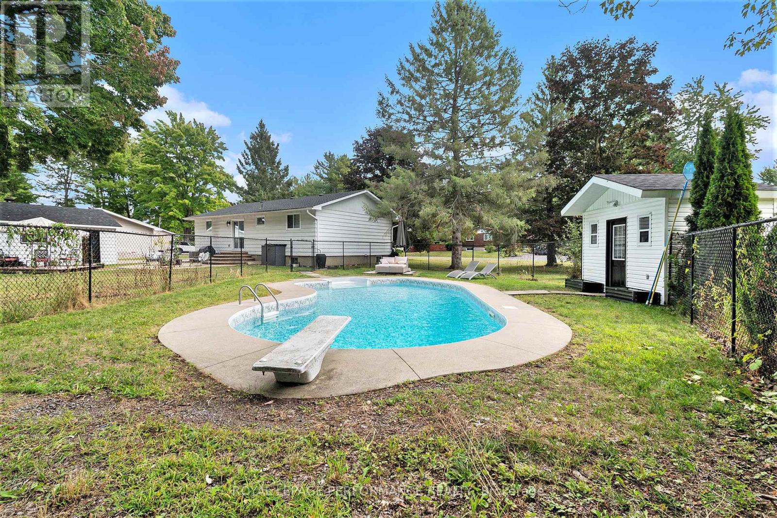 Photo 28 of 934 Galaxie Avenue, Ottawa ON