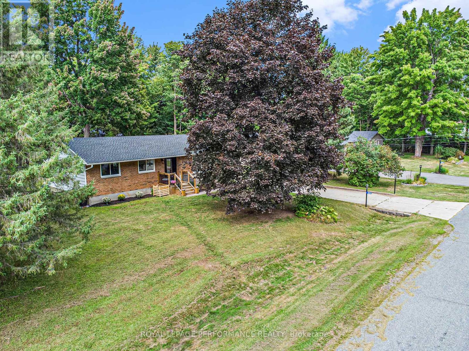 Photo 33 of 934 Galaxie Avenue, Ottawa ON