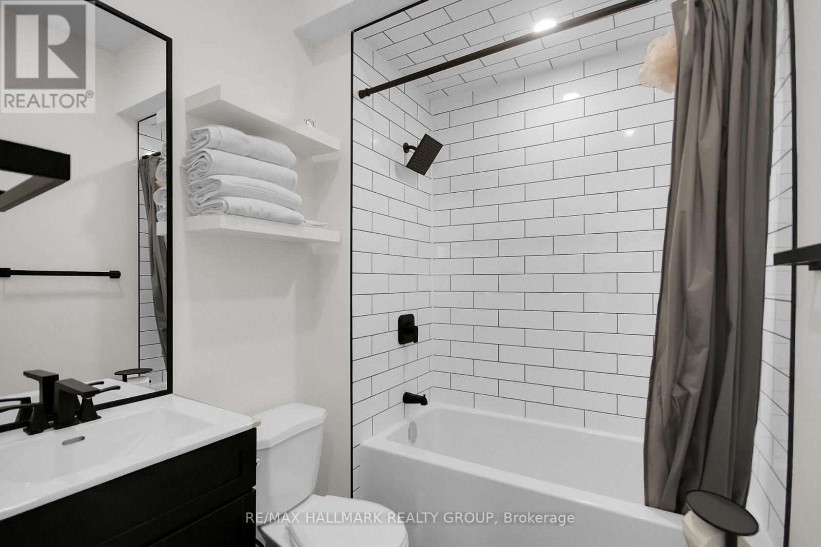 Photo 13 of 2nd Floor 128 Prescott Street, North Grenville ON