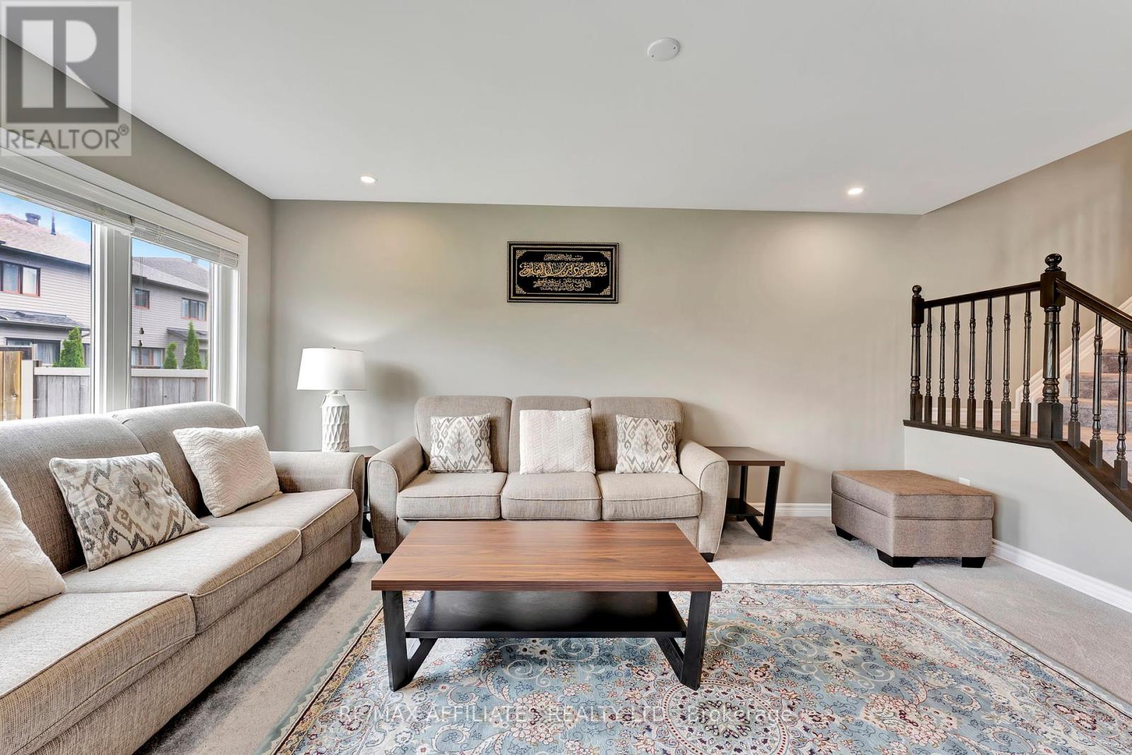 Photo 10 of 625 Trigoria Crescent, Ottawa ON