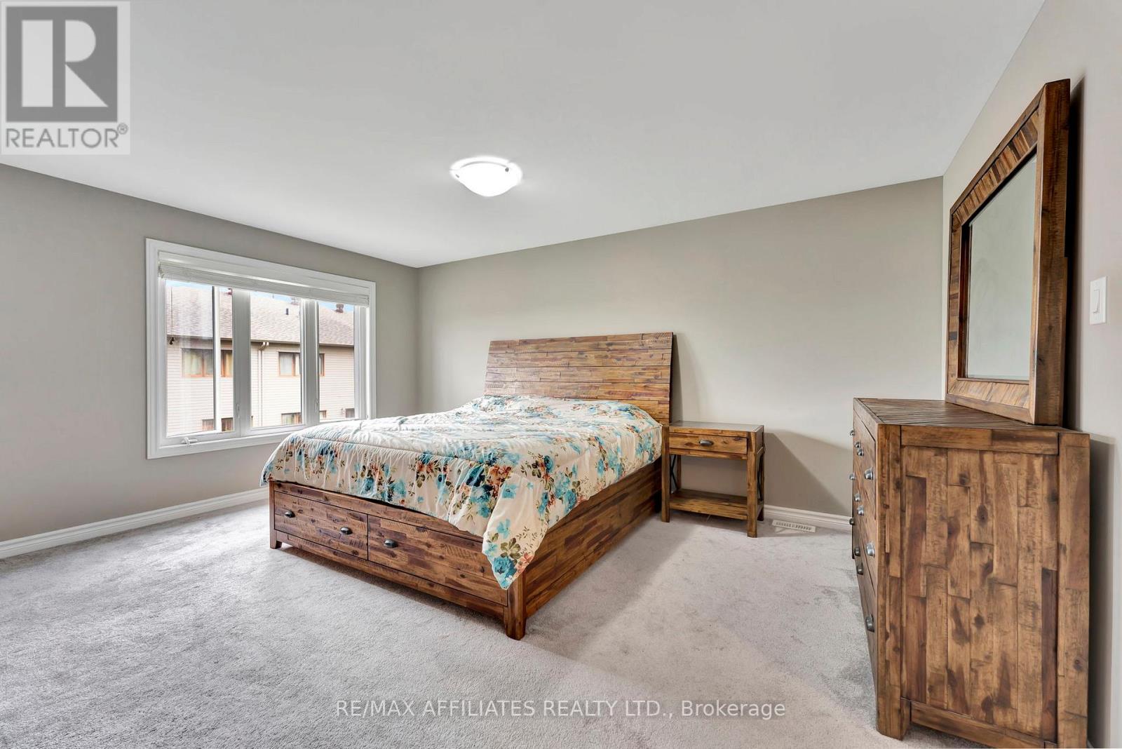 Photo 23 of 625 Trigoria Crescent, Ottawa ON