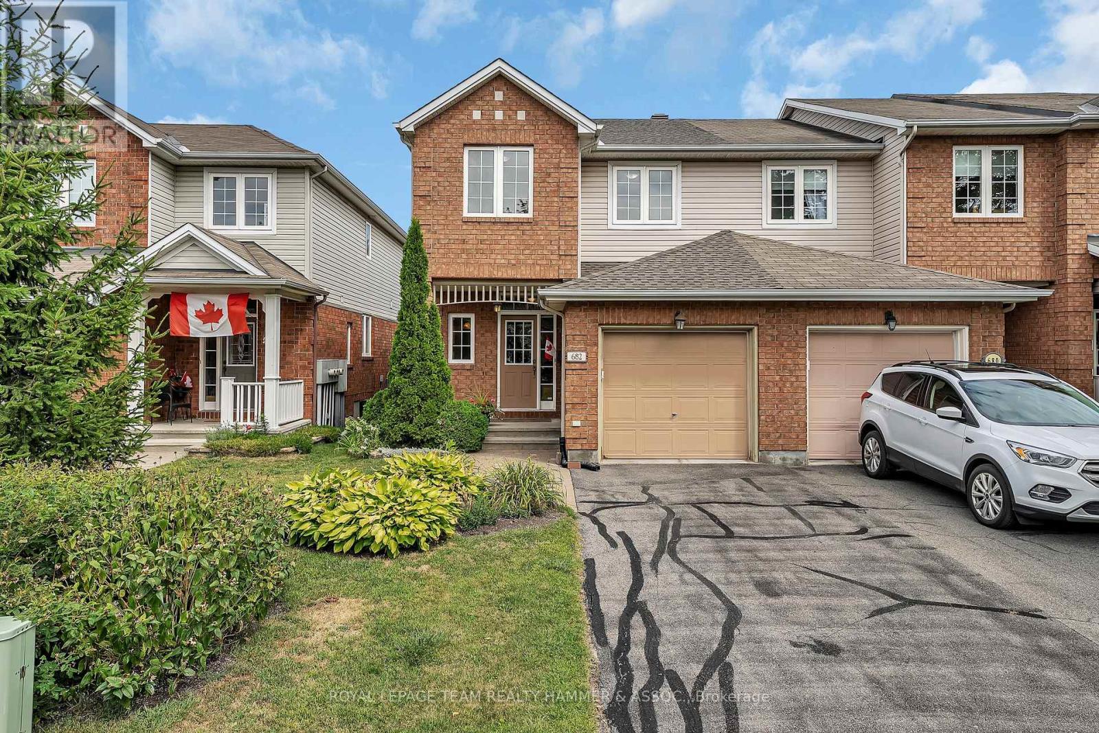 Photo 1 of 682 Wild Shore Crescent, Ottawa ON