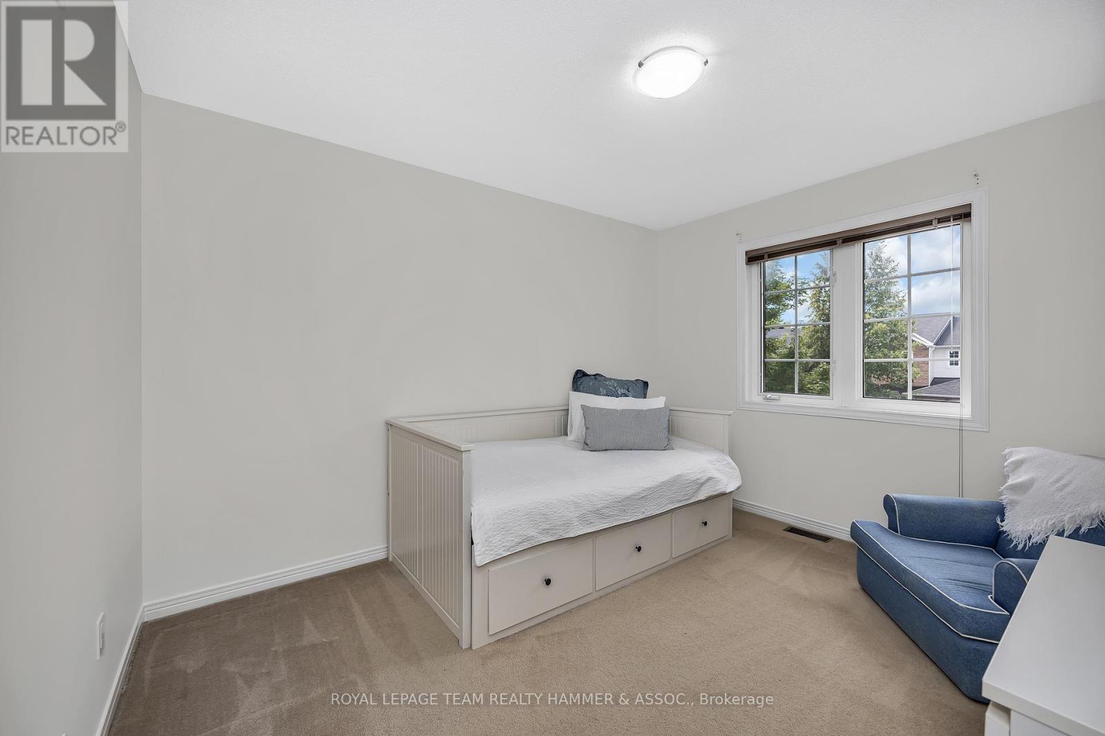 Photo 14 of 682 Wild Shore Crescent, Ottawa ON
