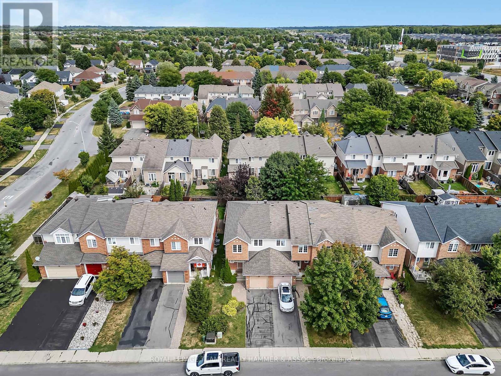 Photo 24 of 682 Wild Shore Crescent, Ottawa ON
