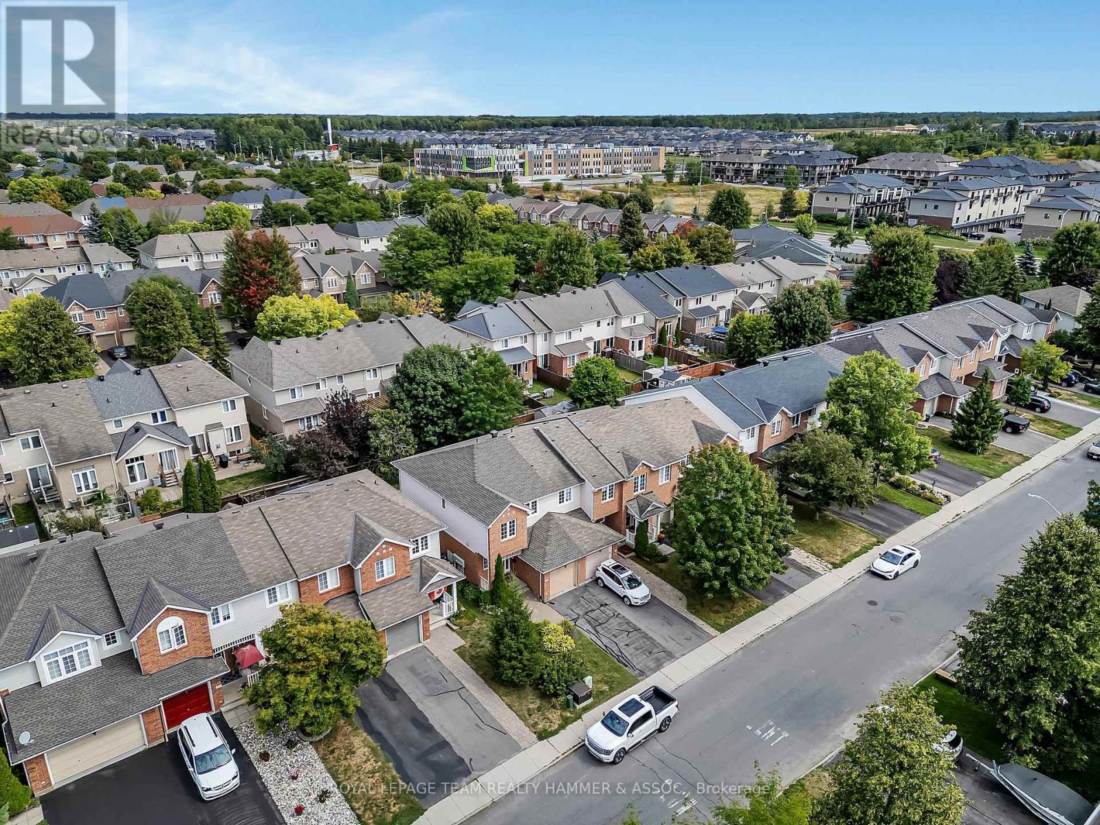 Photo 25 of 682 Wild Shore Crescent, Ottawa ON