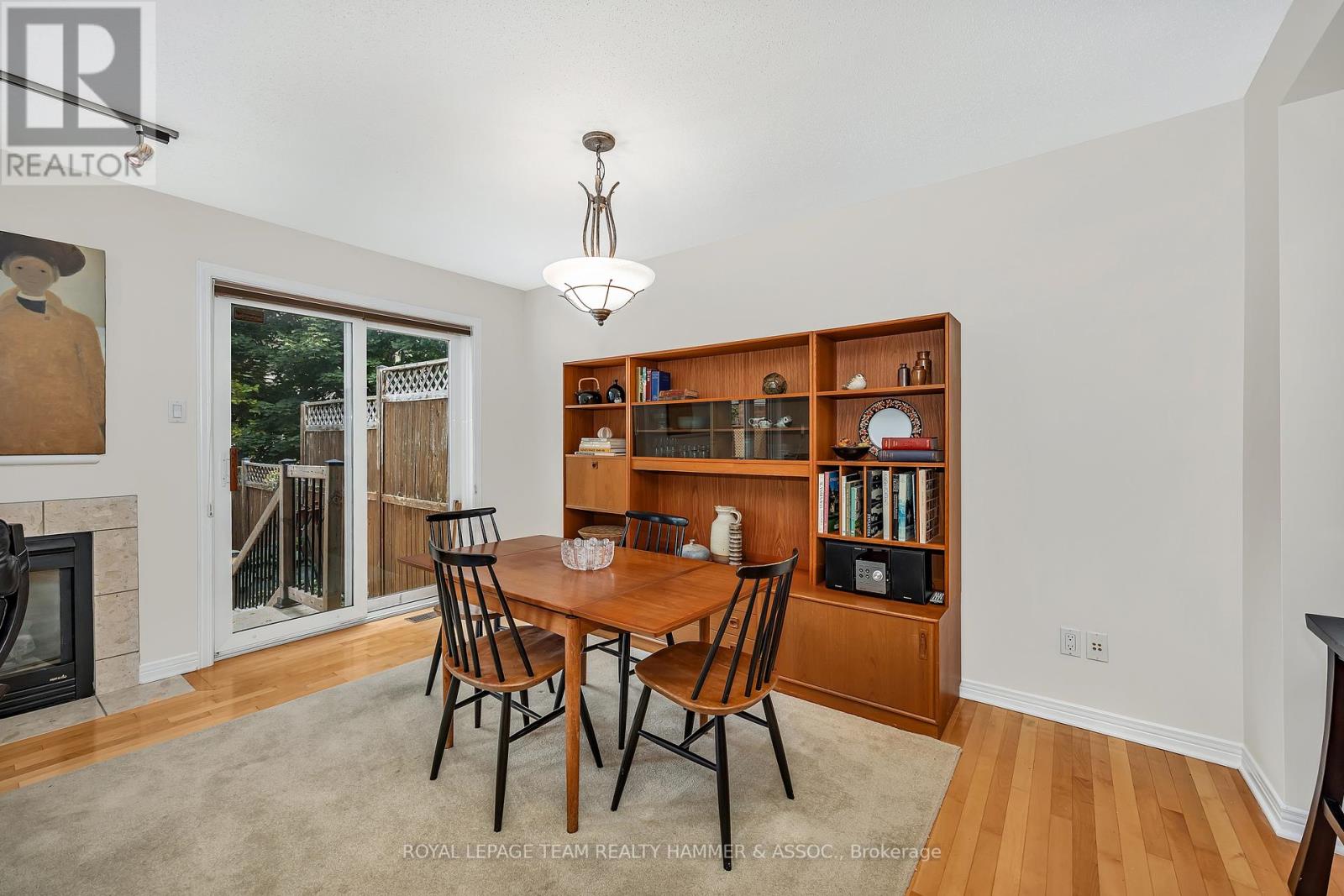 Photo 8 of 682 Wild Shore Crescent, Ottawa ON