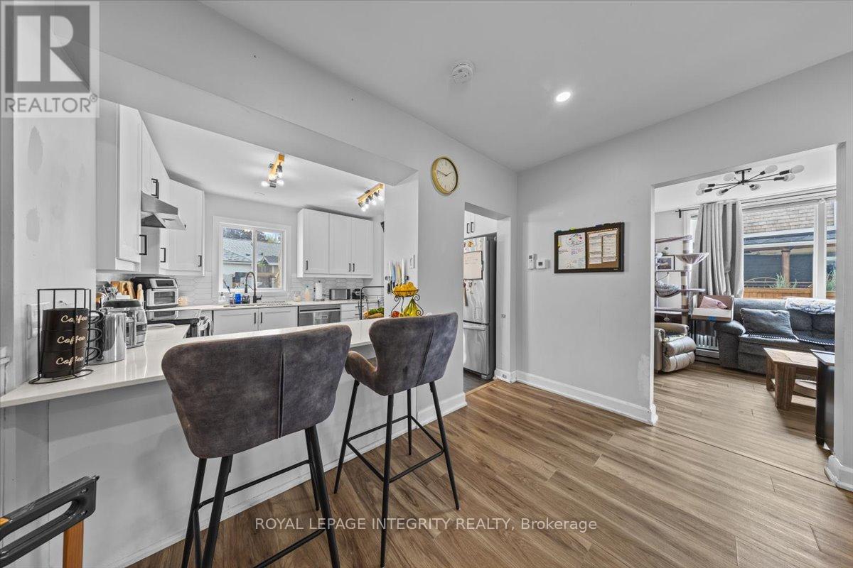 Photo 24 of 301 Zephyr Avenue, Ottawa ON