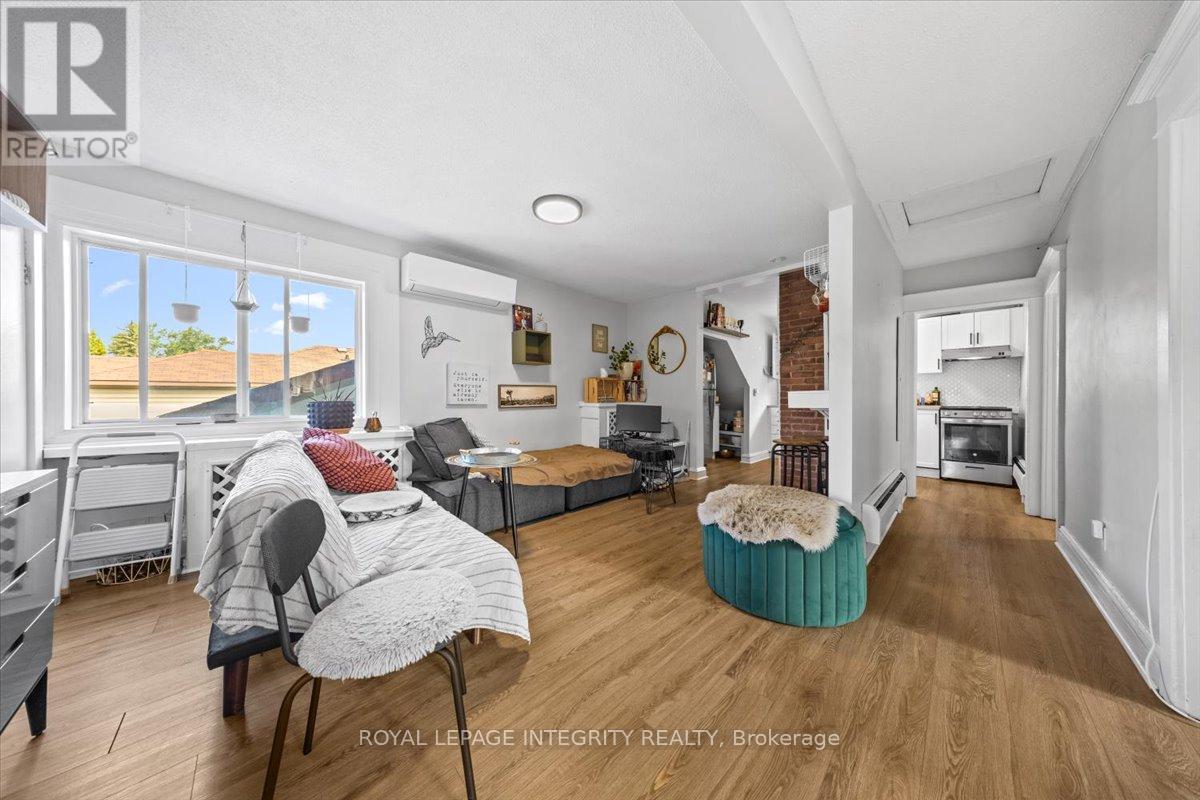 Photo 35 of 301 Zephyr Avenue, Ottawa ON