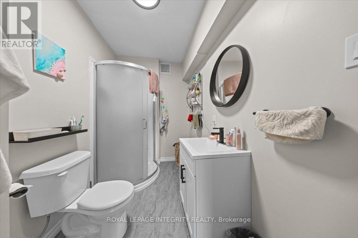 Photo 9 of 301 Zephyr Avenue, Ottawa ON