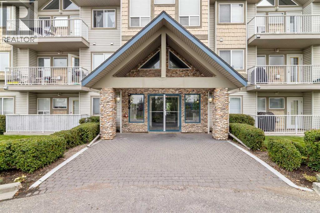 Photo 2 of 205 7 Harvest Gold Manor Ne, Calgary AB