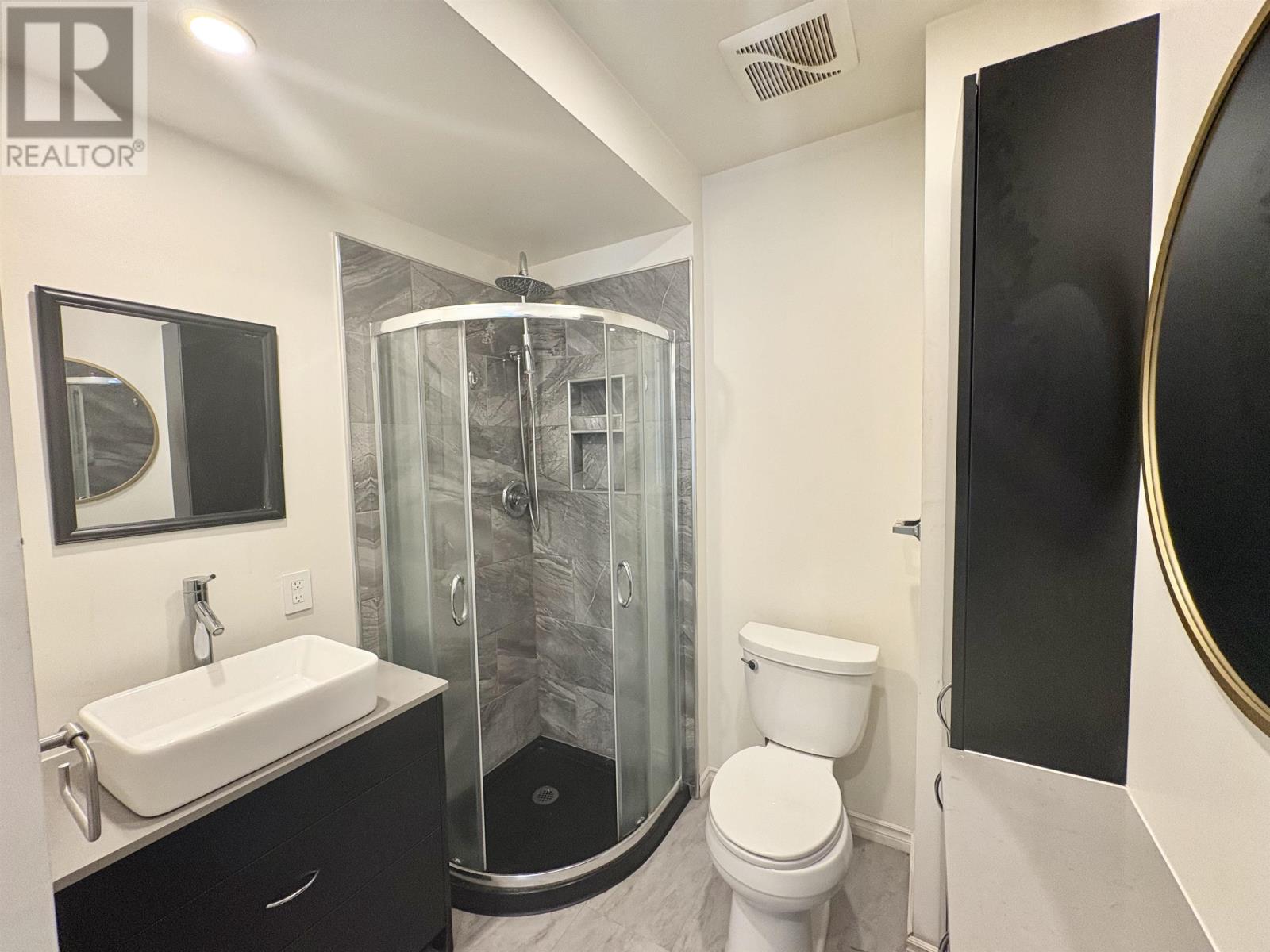 Photo 13 of 1218 Rosedale Ave, Thunder Bay ON