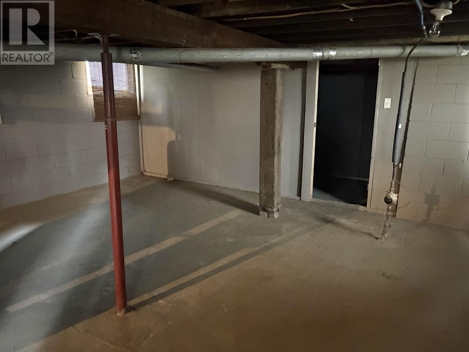 Photo 23 of 1218 Rosedale Ave, Thunder Bay ON