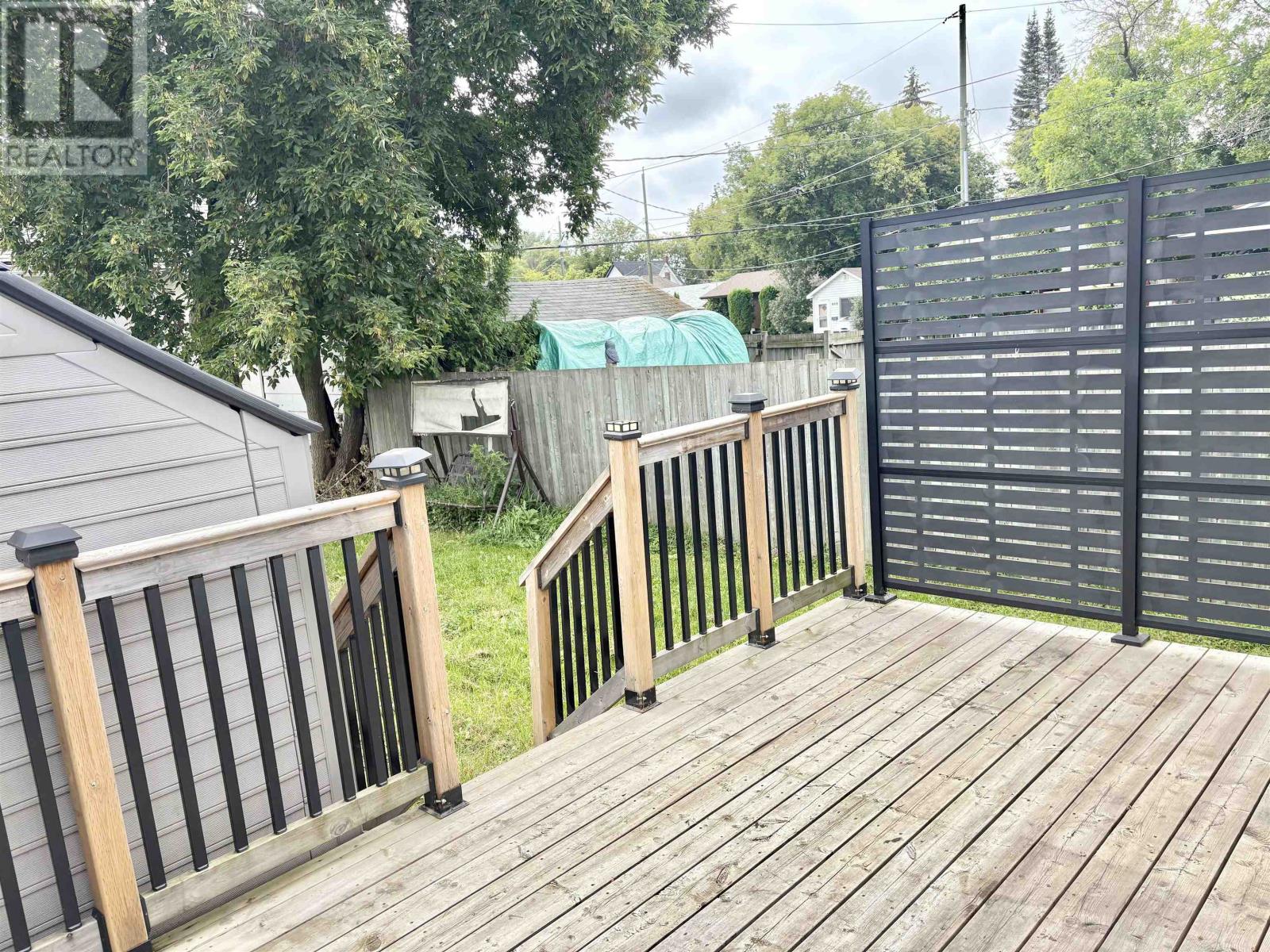 Photo 34 of 1218 Rosedale Ave, Thunder Bay ON