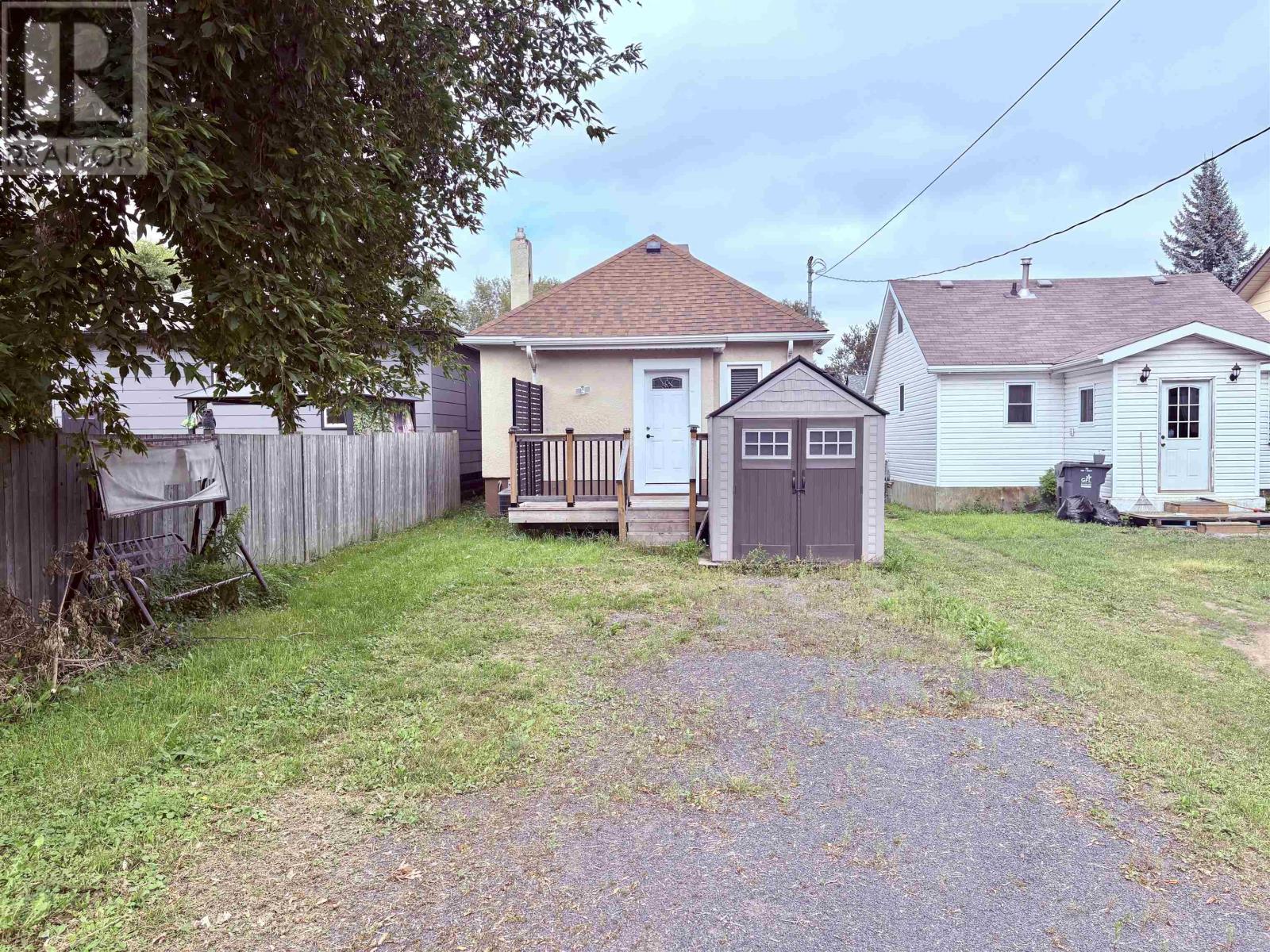 Photo 37 of 1218 Rosedale Ave, Thunder Bay ON