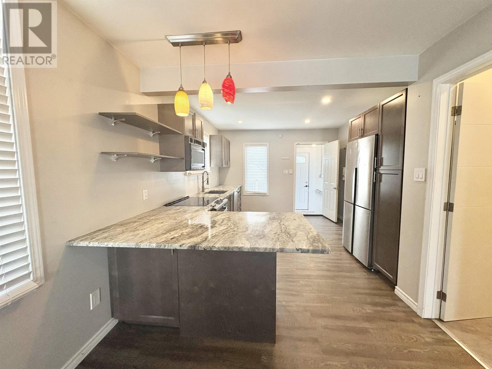 Photo 6 of 1218 Rosedale Ave, Thunder Bay ON