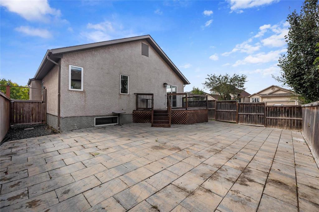 Photo 36 of 51 Lukanowski Place, Winnipeg MB