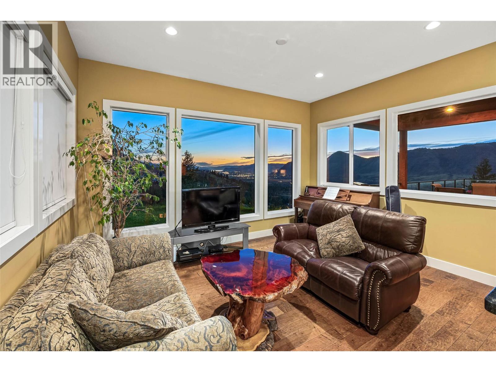 1760 Cheakamus Drive, Kamloops