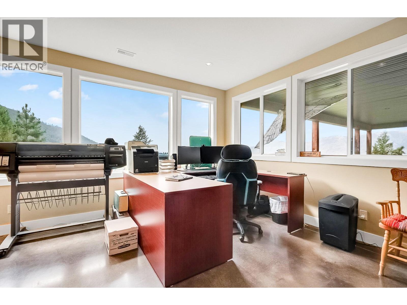 1760 Cheakamus Drive, Kamloops