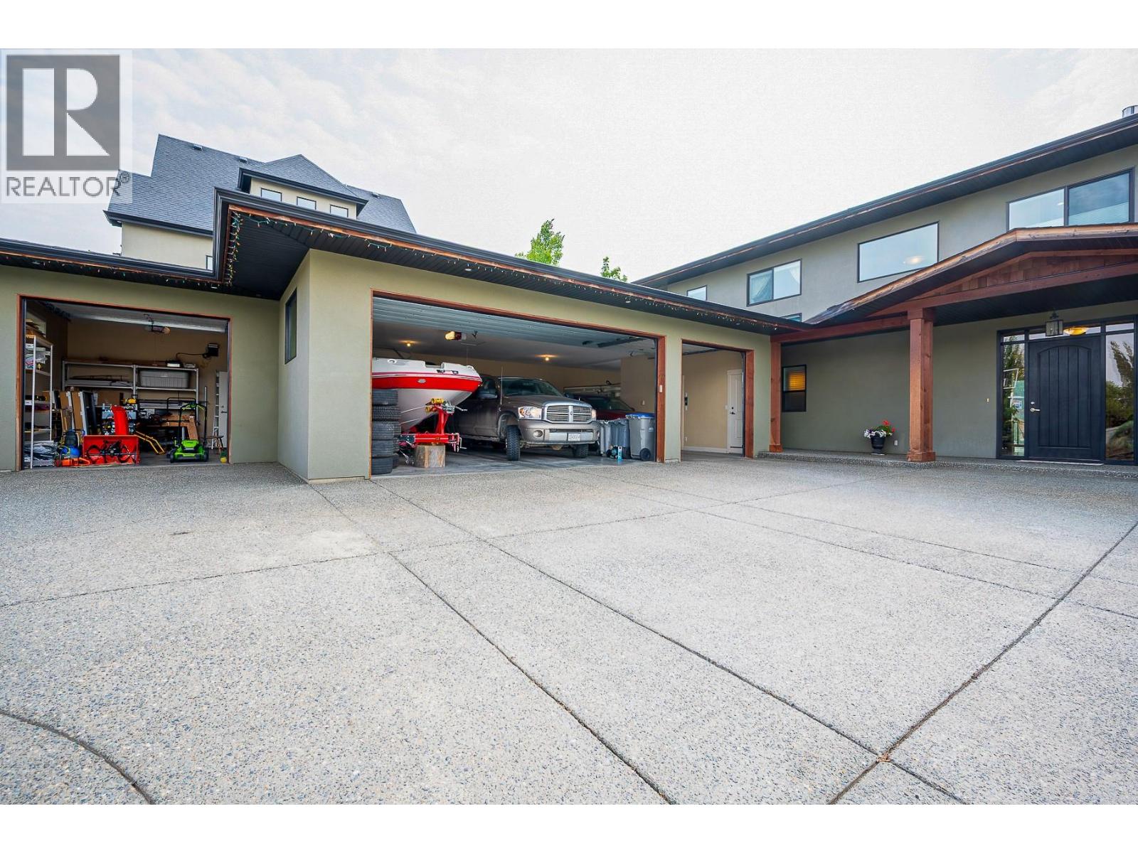 1760 Cheakamus Drive, Kamloops
