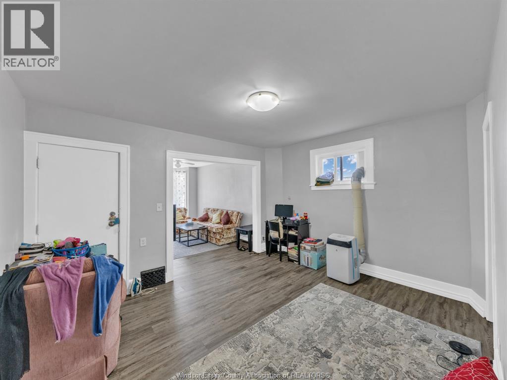 Photo 10 of 1124 Mercer Street, Windsor ON