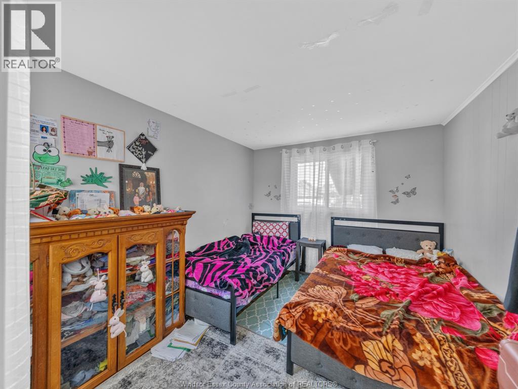Photo 11 of 1124 Mercer Street, Windsor ON