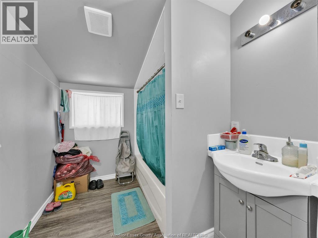 Photo 16 of 1124 Mercer Street, Windsor ON