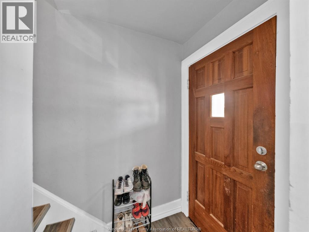 Photo 6 of 1124 Mercer Street, Windsor ON