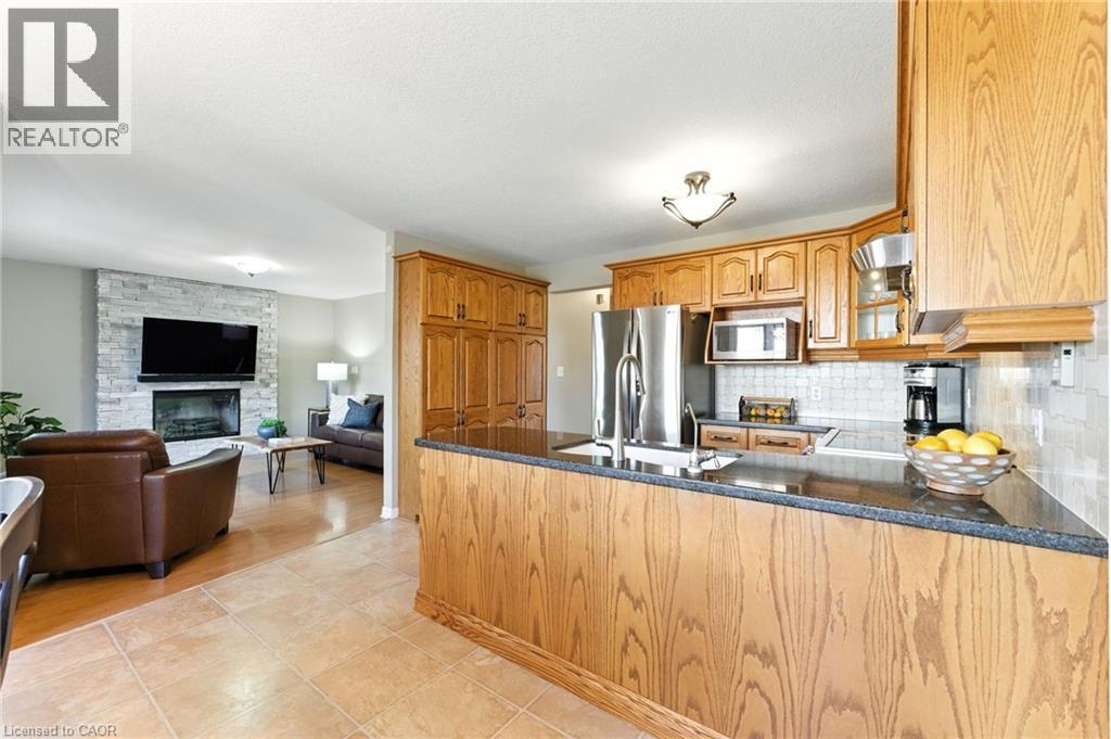 Photo 18 of 62 Zeller Drive, Kitchener ON
