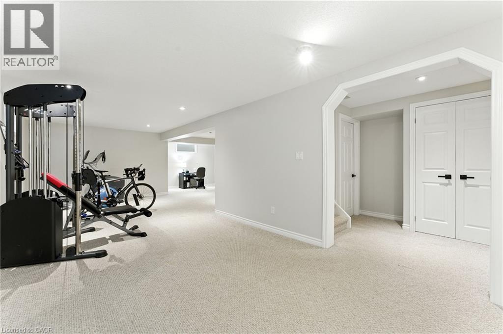 Photo 29 of 62 Zeller Drive, Kitchener ON