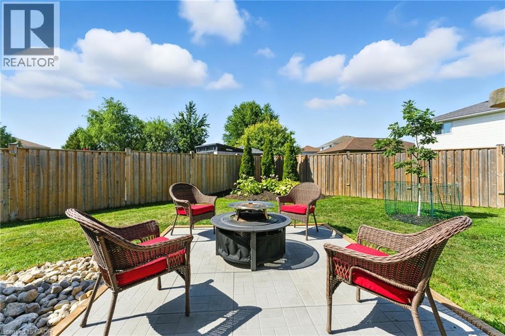 Photo 37 of 62 Zeller Drive, Kitchener ON