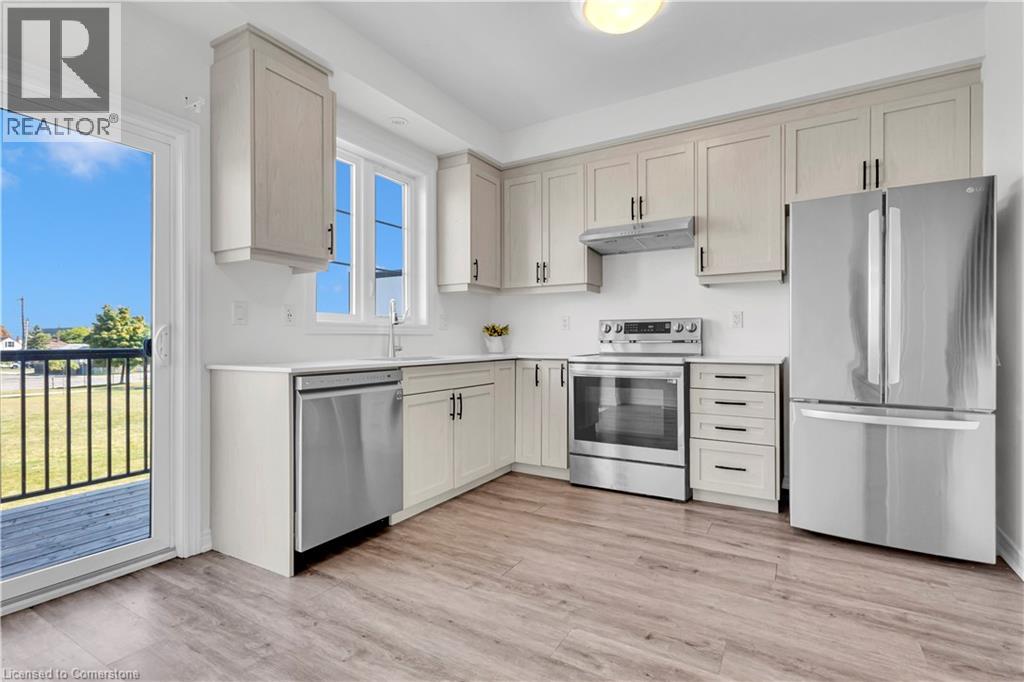 Photo 9 of 575 Woodward Avenue Unit 29, Hamilton ON