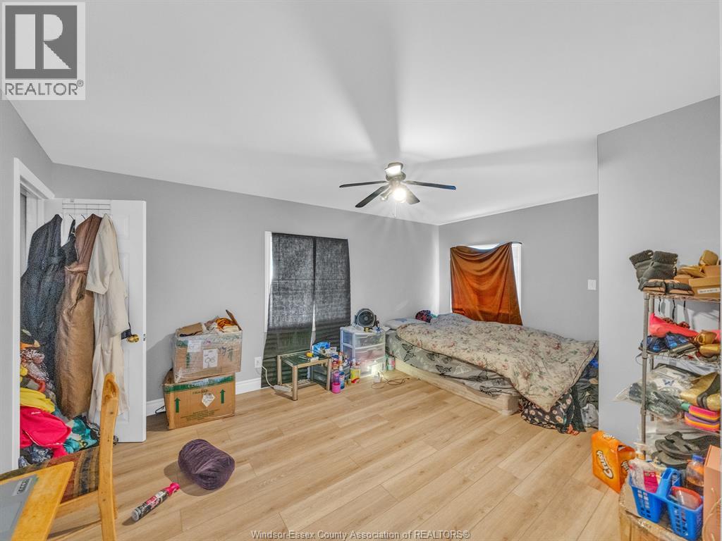 Photo 15 of 364 Crawford Avenue, Windsor ON