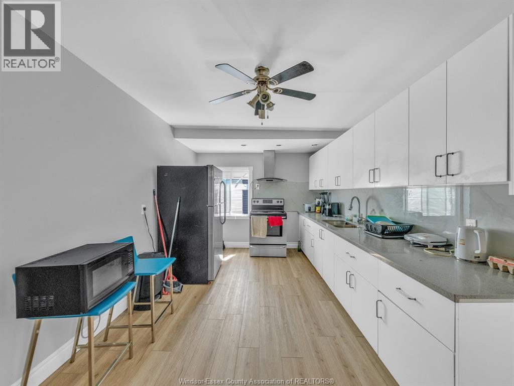 Photo 13 of 364 Crawford Avenue, Windsor ON